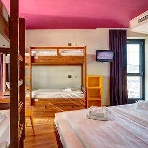Hotel Meininger Frankfurt Main / Airport, Francfort-sur-le-Main