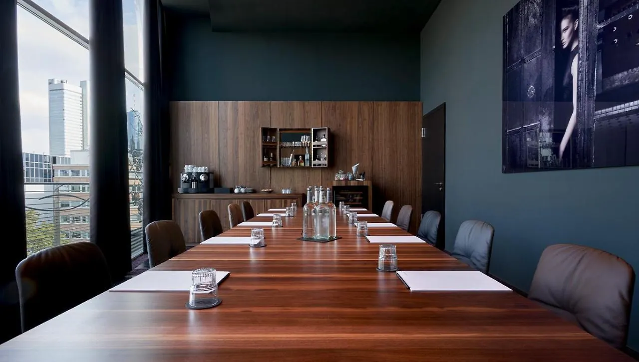 Roomers, Frankfurt, A Member Of Design Hotels Francfort-sur-le-Main